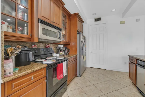 $3,500 | 8200 Northwest 128th Lane, Unit 40B, Parkland, FL 33076