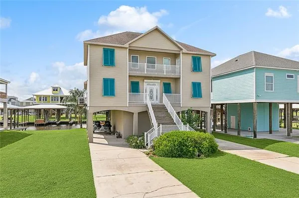 $799,900 | 2417 Bench Boulevard, St. Bernard, LA 70085