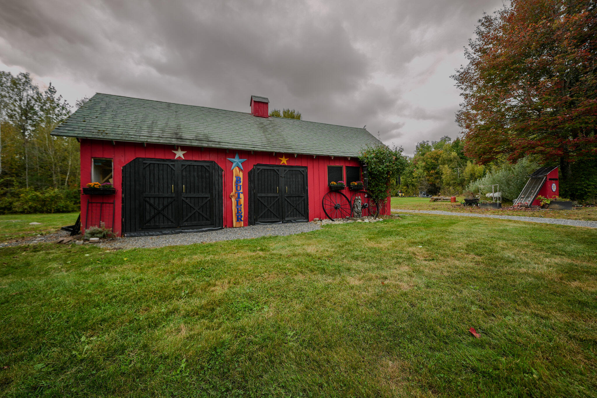 1109 Lyford Road Milo, ME 04463 - Photo 45 of 61 Storage Building