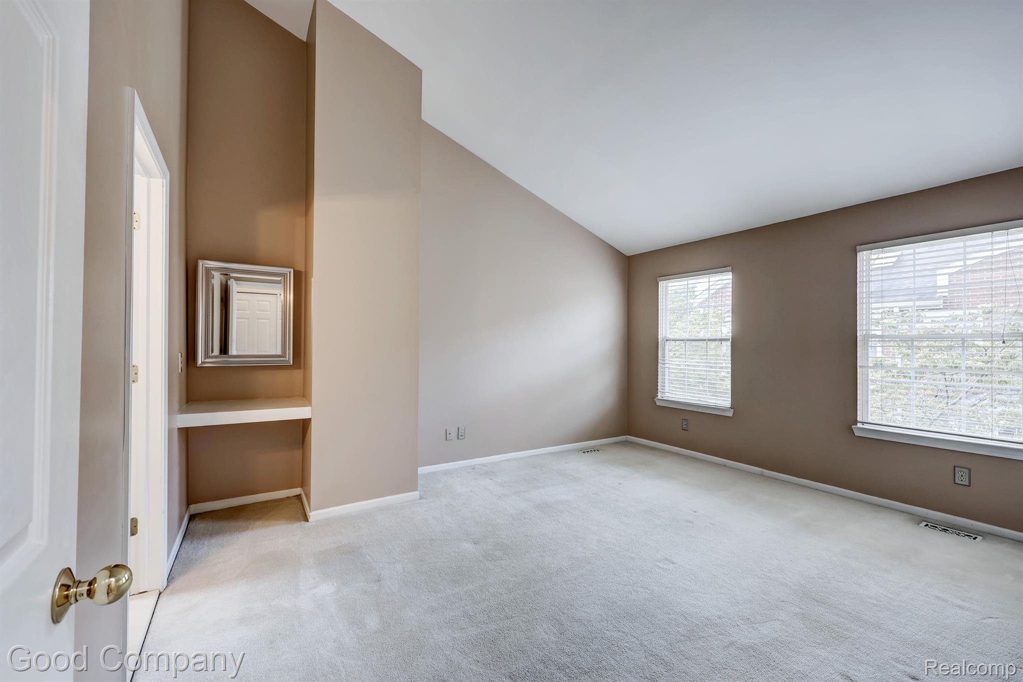 159 Georgetown Square North Royal Oak, MI 48067 - Photo 24 of 41