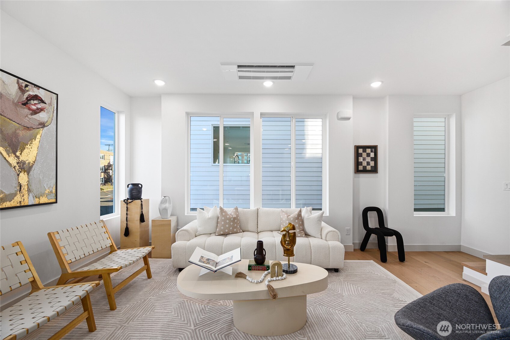 4517 44th Avenue Southwest Seattle, WA 98116 - Photo 13 of 34