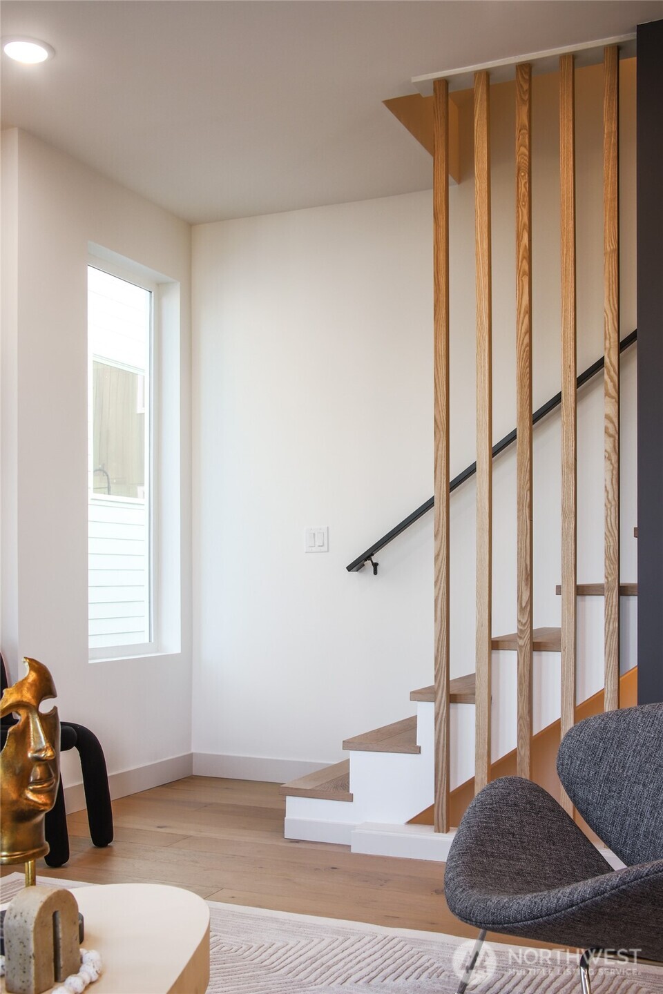 4517 44th Avenue Southwest Seattle, WA 98116 - Photo 25 of 34