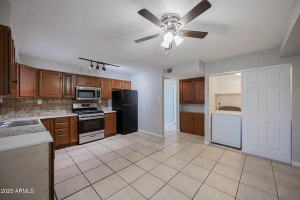 $1,595 | 1414 North 27th Street, Unit 1, Phoenix, AZ 85008