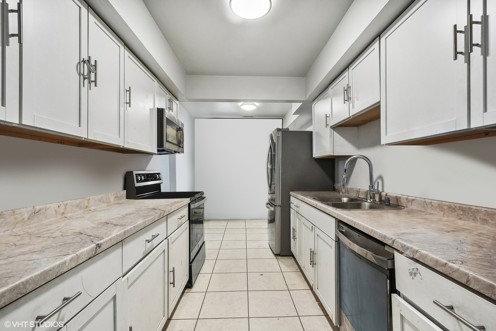 4664 Old Orchard Road, Unit 3W Skokie, IL 60076 - Photo 7 of 17 Gallery Image 7