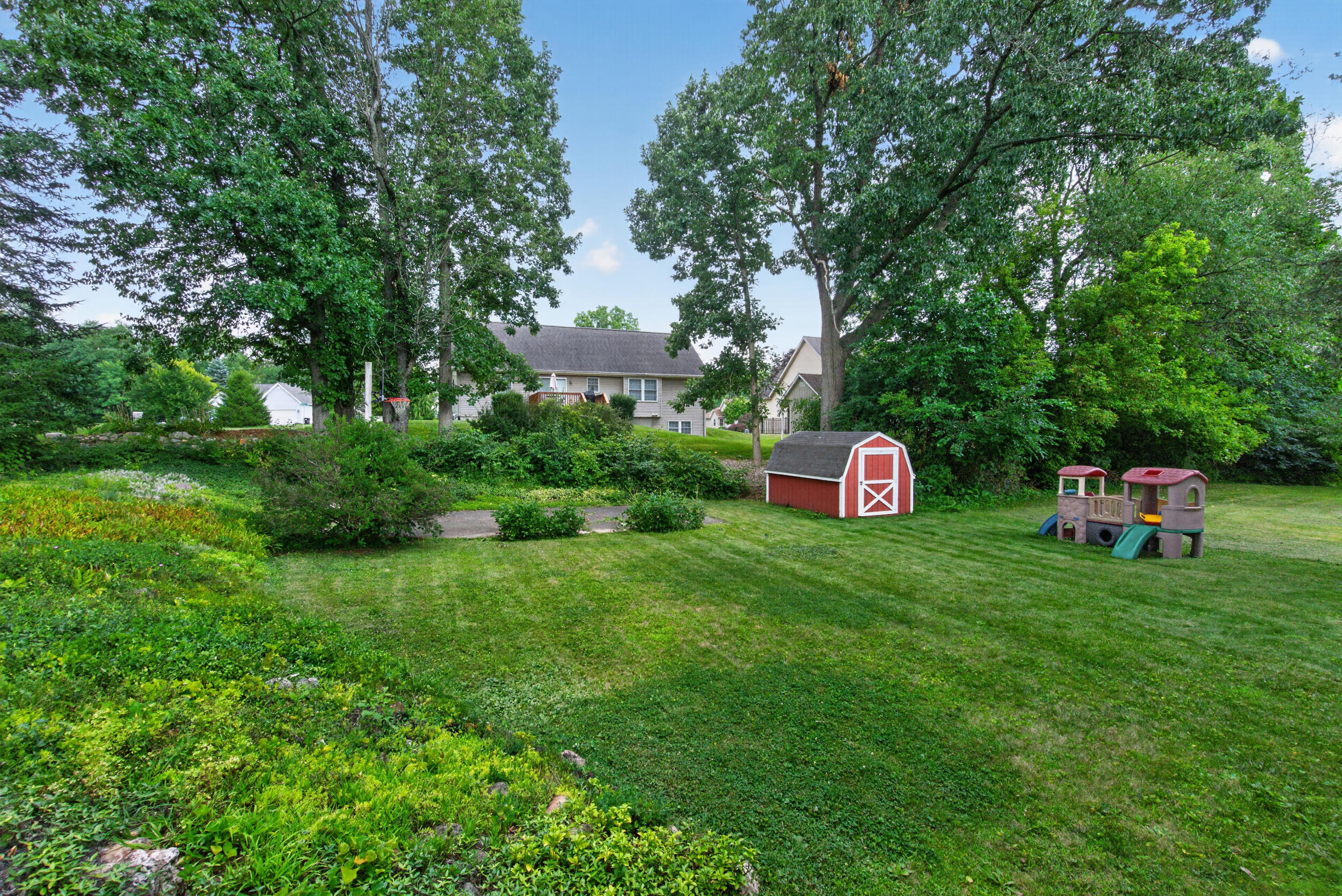 415 Richard Street Spring Arbor, MI 49283 - Photo 46 of 51 47_415 richard st spring arbor mi - 0005