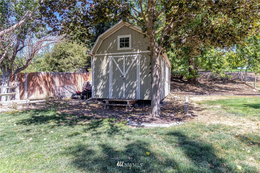 226 Bussell Road Walla Walla, WA 99362 - Photo 36 of 38