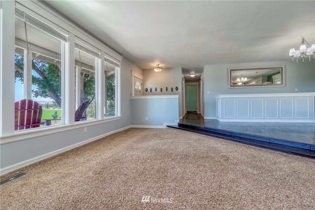 226 Bussell Road Walla Walla, WA 99362 - Photo 5 of 38