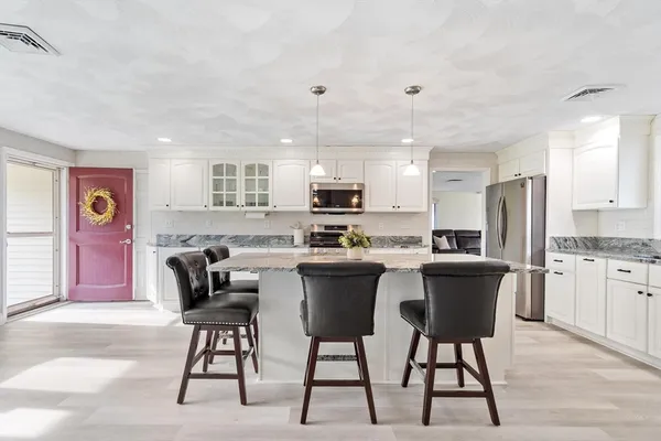 $799,800 | 15 San Mateo Drive, Chelmsford, MA 01824