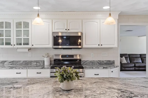 $799,800 | 15 San Mateo Drive, Chelmsford, MA 01824