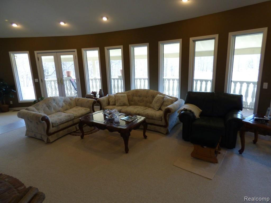 1287 West Leonard Road Leonard, MI 48367 - Photo 16 of 63 P1090760.jpg