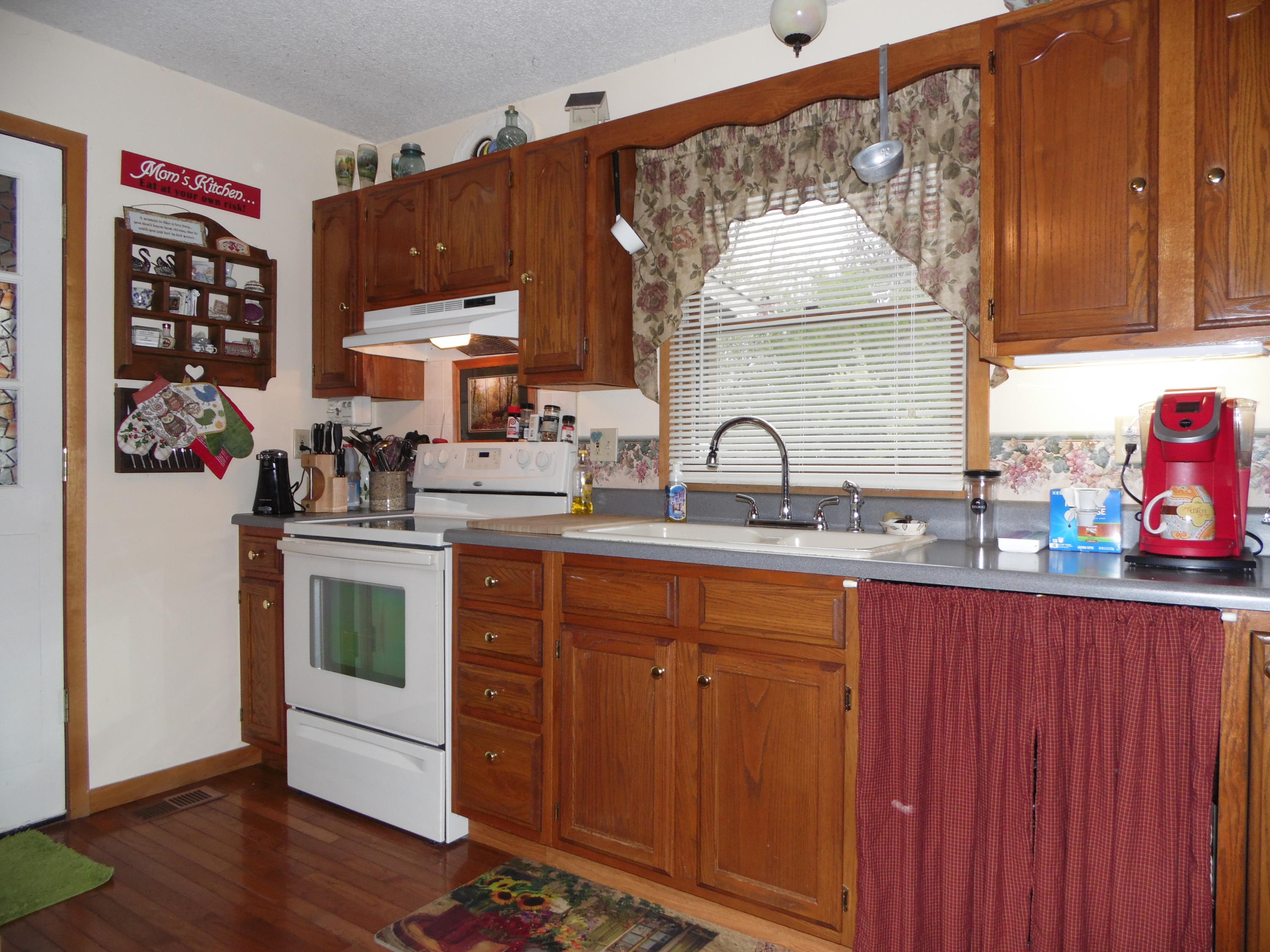 380 Stone Mill Road Jacksboro, TN 37757 - Photo 16 of 29 Kitchen