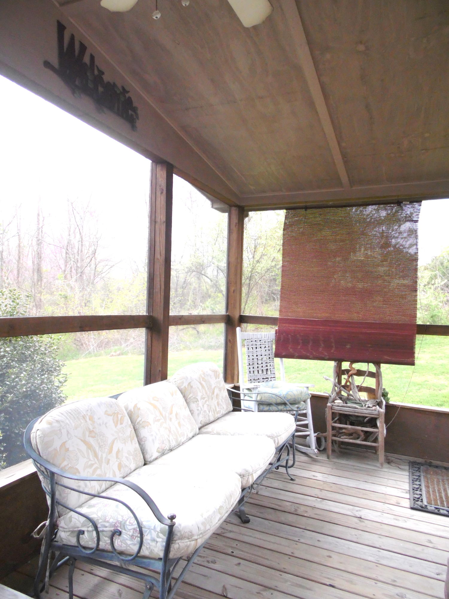 380 Stone Mill Road Jacksboro, TN 37757 - Photo 17 of 29 Screened in back porch