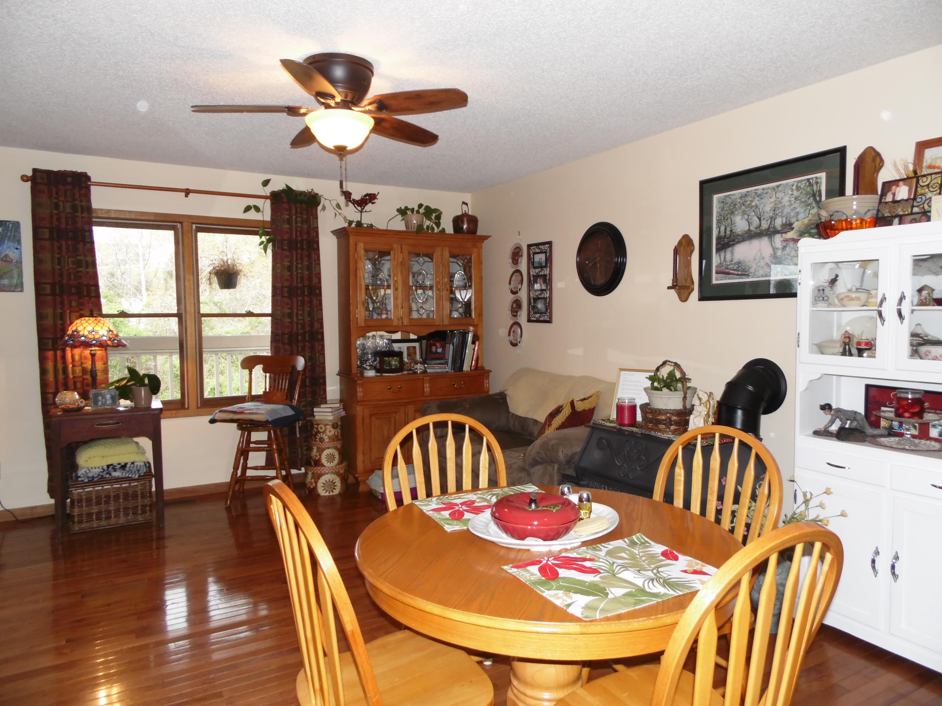 380 Stone Mill Road Jacksboro, TN 37757 - Photo 18 of 29 Dining area