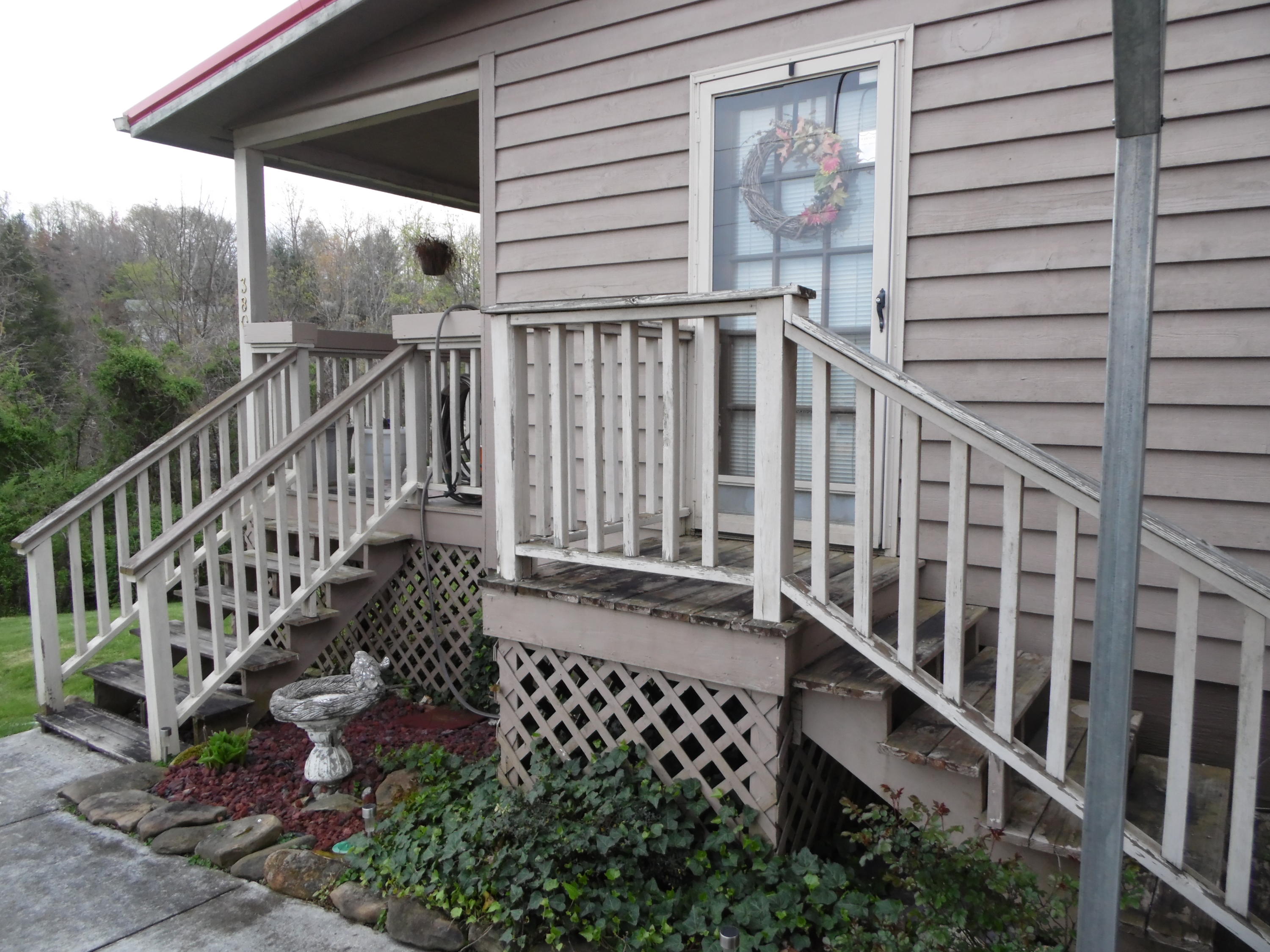380 Stone Mill Road Jacksboro, TN 37757 - Photo 29 of 29 Side entrance