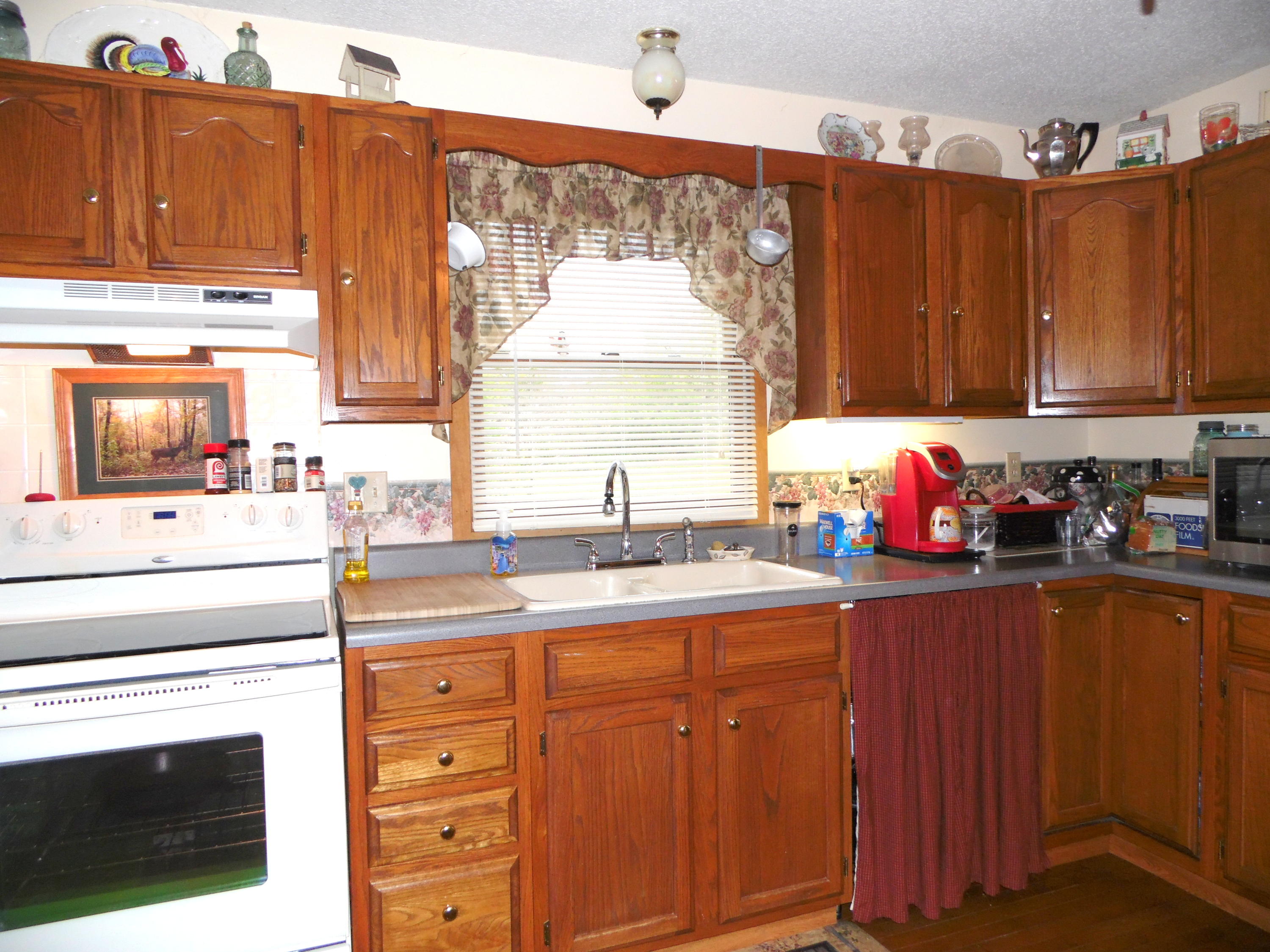 380 Stone Mill Road Jacksboro, TN 37757 - Photo 5 of 29 Kitchen
