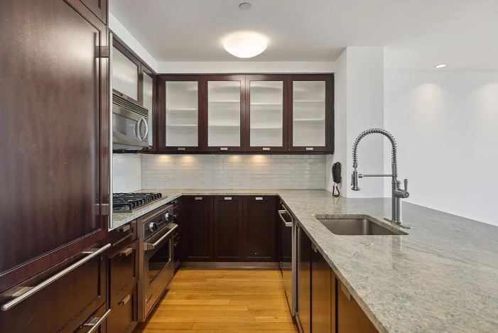 80 Riverside Boulevard, Unit 4X Manhattan, NY 10069 - Photo 3 of 17