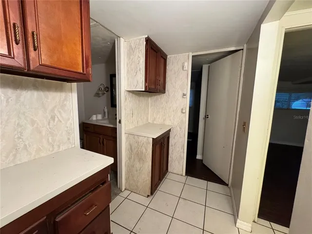 a view of a livingroom with furniture