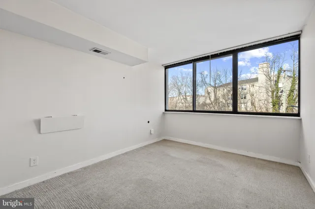 $150,000 | 1824 Metzerott Road, Unit 301, Hyattsville, MD 20783