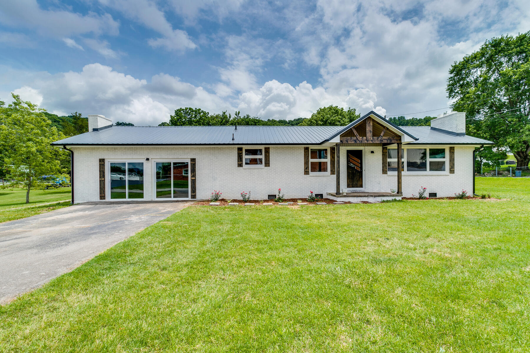 5929 Orebank Road Kingsport, TN 37664 - Photo 1 of 55 001 (7) (26)