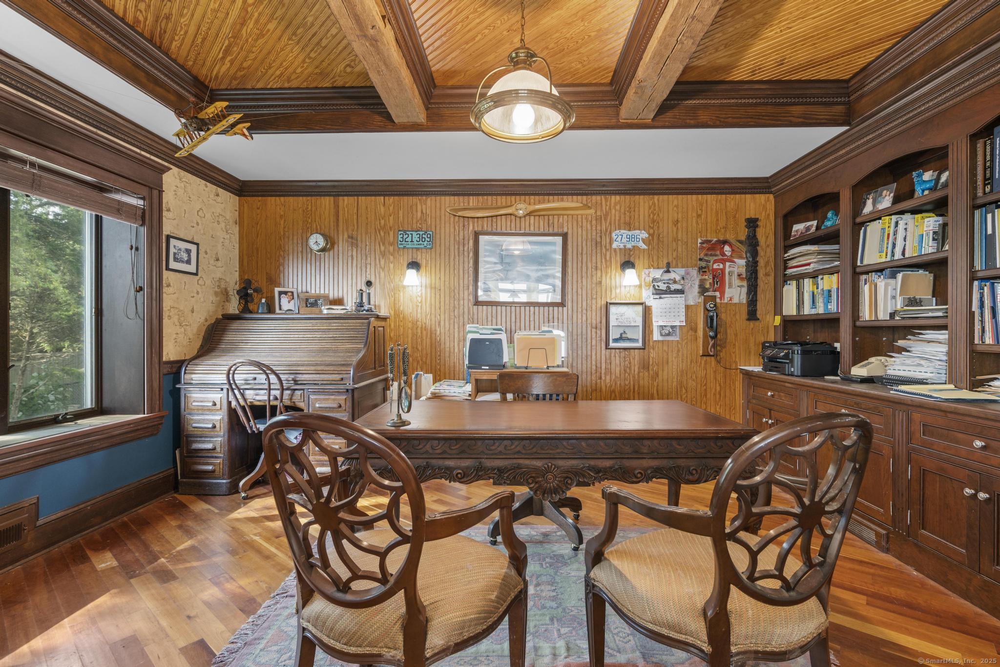 1410 South Pine Creek Road Fairfield, CT 06824 - Photo 40 of 40 a dining room with furniture and window