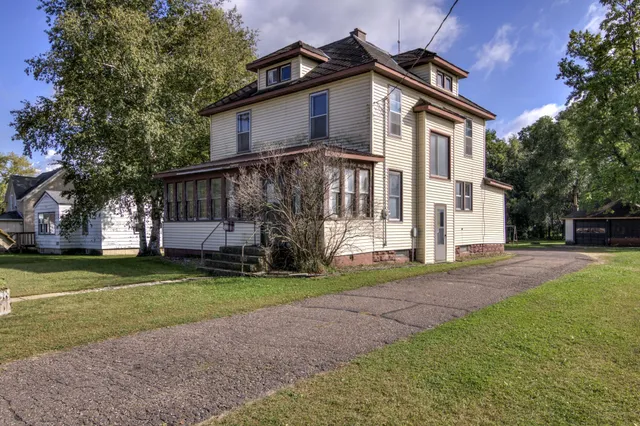 $199,000 | 26381 West Mondovi Street, Eleva, WI 54738