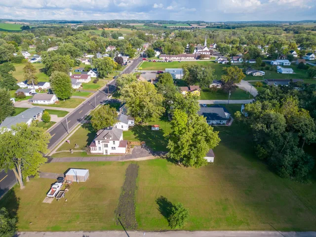 $199,000 | 26381 West Mondovi Street, Eleva, WI 54738