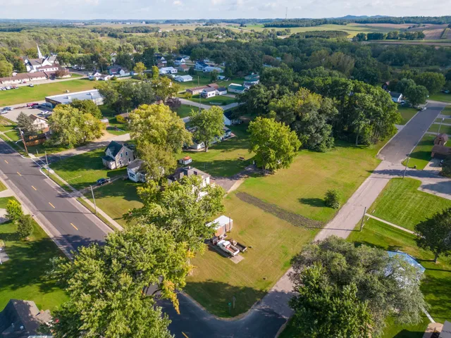 $199,000 | 26381 West Mondovi Street, Eleva, WI 54738