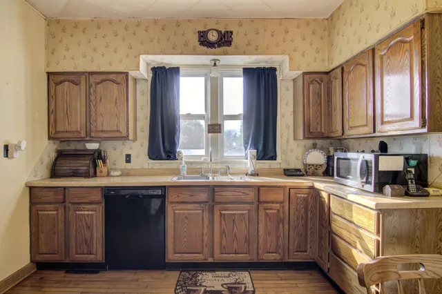 $199,000 | 26381 West Mondovi Street, Eleva, WI 54738