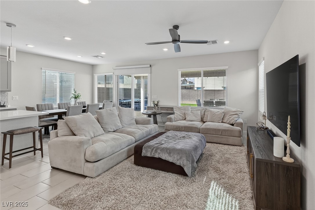 2728 High Echelon Road North Las Vegas, NV 89086 - Photo 15 of 49