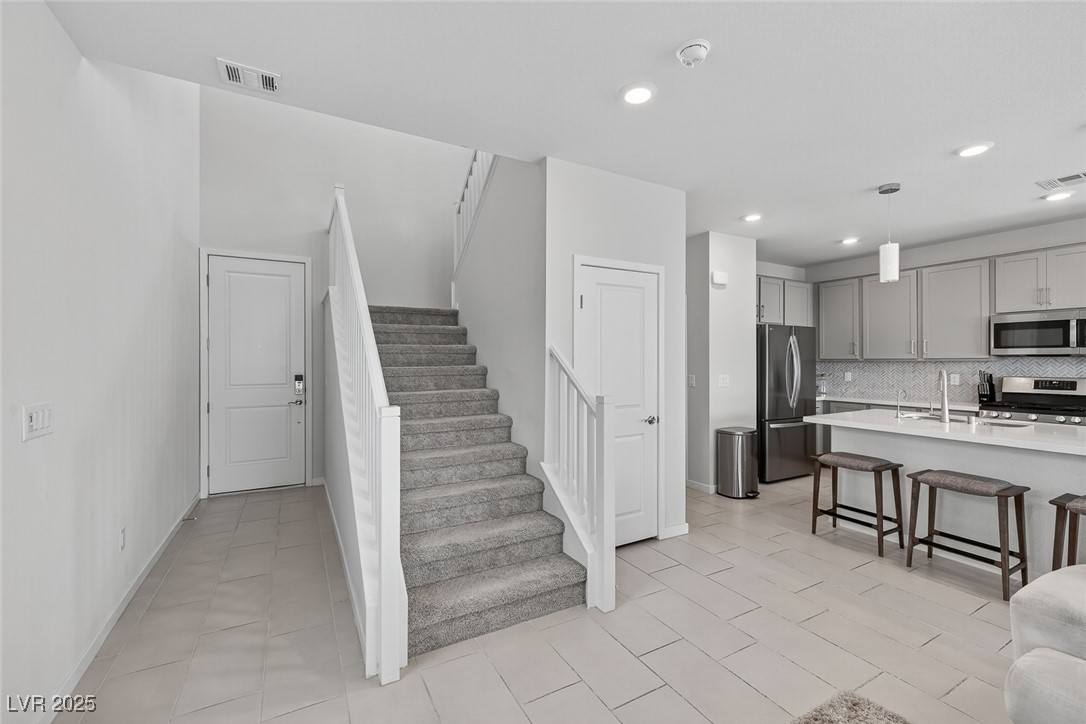 2728 High Echelon Road North Las Vegas, NV 89086 - Photo 22 of 49