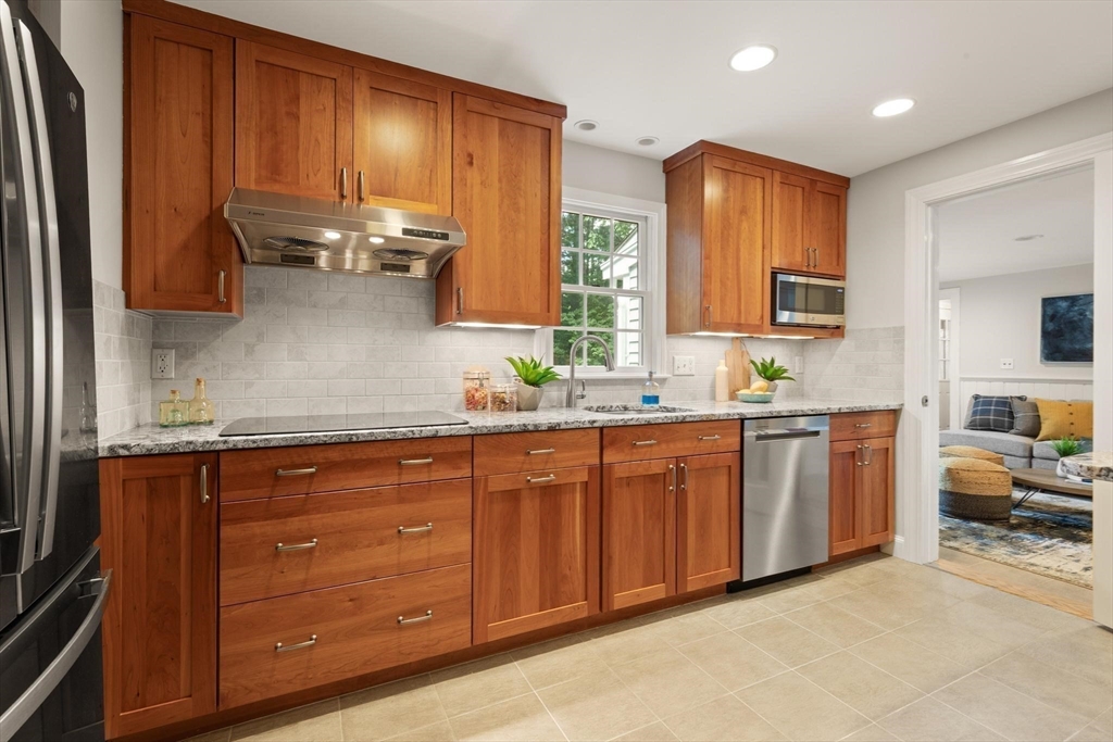 33 Mossman Road Sudbury, MA 01776 - Photo 6 of 30