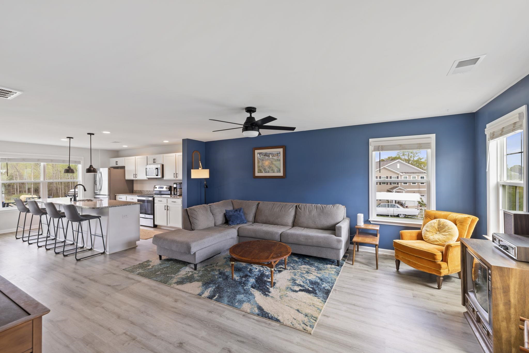 7239 Clemie Court Boiling Springs, SC 29316 - Photo 3 of 35