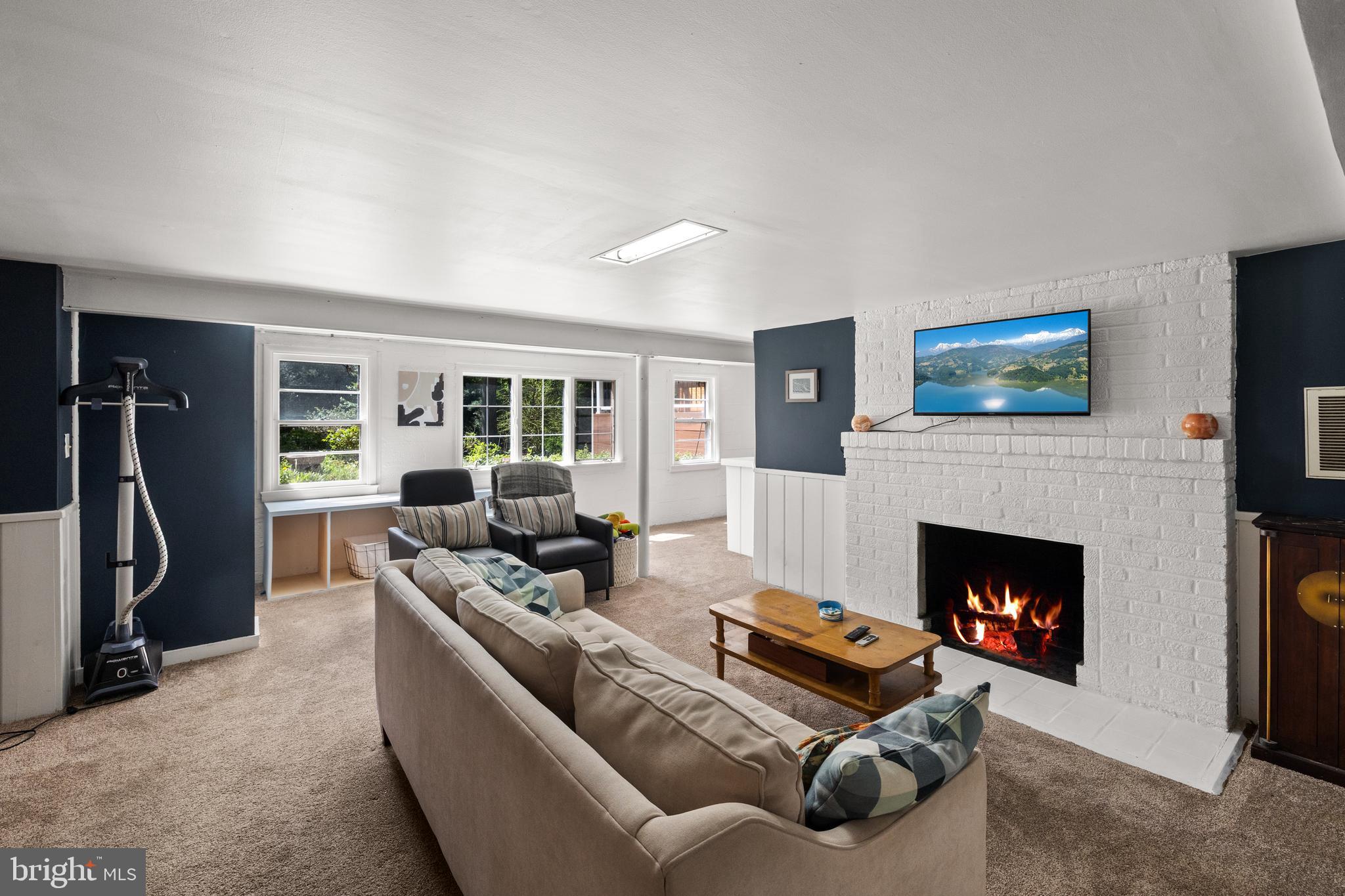 6509 Spring Terrace Falls Church, VA 22042 - Photo 61 of 89 Gallery Image 61