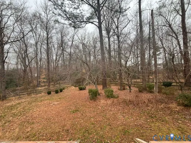 $2,600 | 5916 Park Forest Lane, Glen Allen, VA 23059