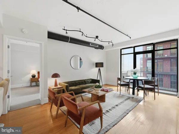 $815,000 | 1440 Church Street Northwest, Unit 401, Washington, DC 20005