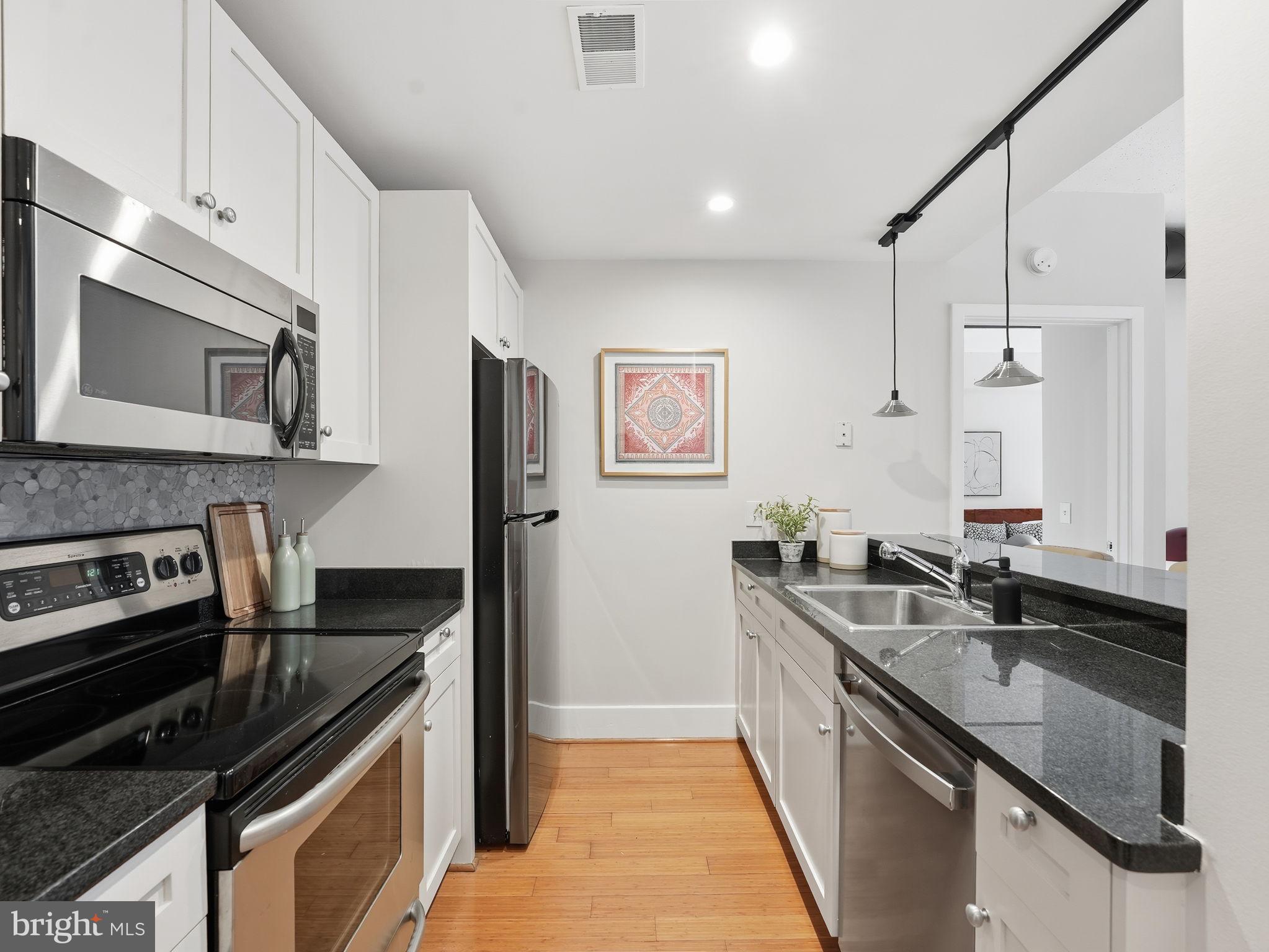 1440 Church Street Northwest, Unit 401 Washington, DC 20005 - Photo 8 of 22