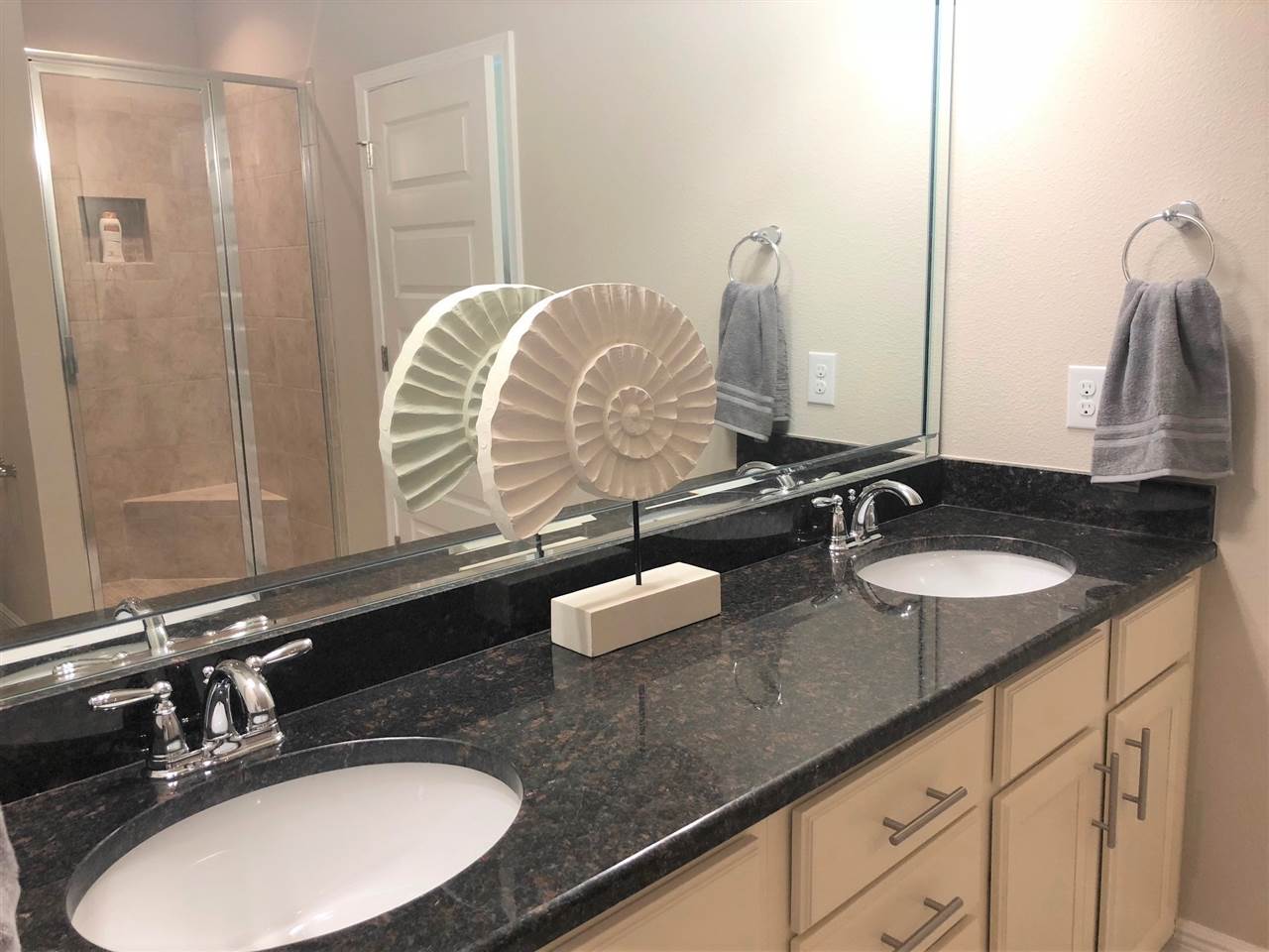 23978 Cottage Loop Orange Beach, AL 36561 - Photo 13 of 29 Master Bath Double Vanity