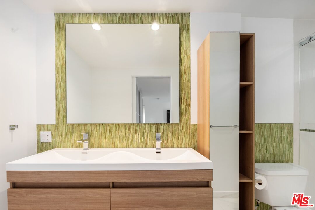 6 Eastwind Street, Unit 230 Marina del Rey, CA 90292 - Photo 15 of 19