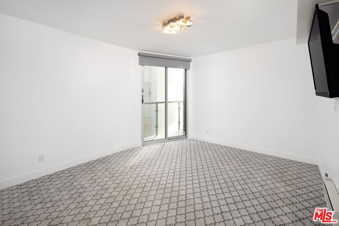 6 Eastwind Street, Unit 230 Marina del Rey, CA 90292 - Photo 16 of 19