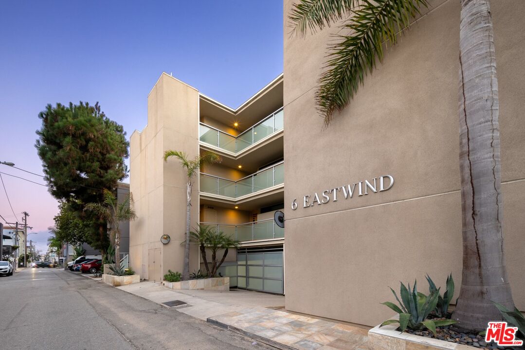 6 Eastwind Street, Unit 230 Marina del Rey, CA 90292 - Photo 18 of 19