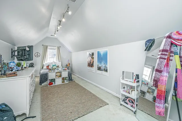 $382,500 | 126 Sarmiento Lane, Summerville, SC 29483