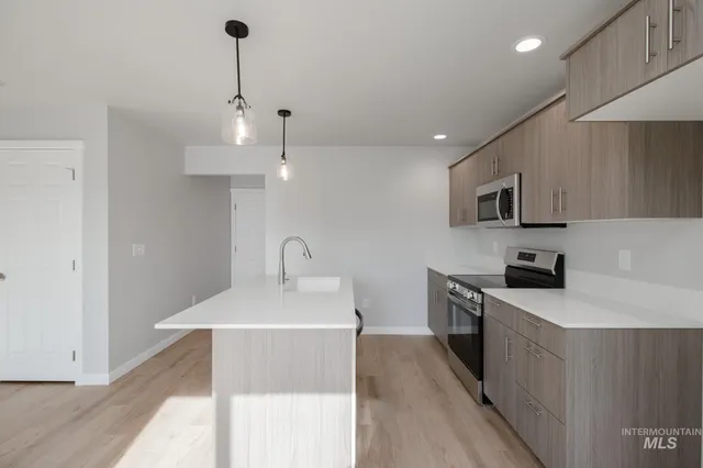 $359,990 | 217 Moose Street, Horseshoe Bend, ID 83629