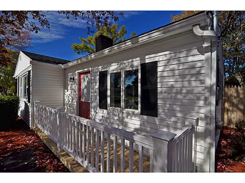 139 Duncan Road Warwick, RI 02886 - Photo 5 of 25 Exterior Front.