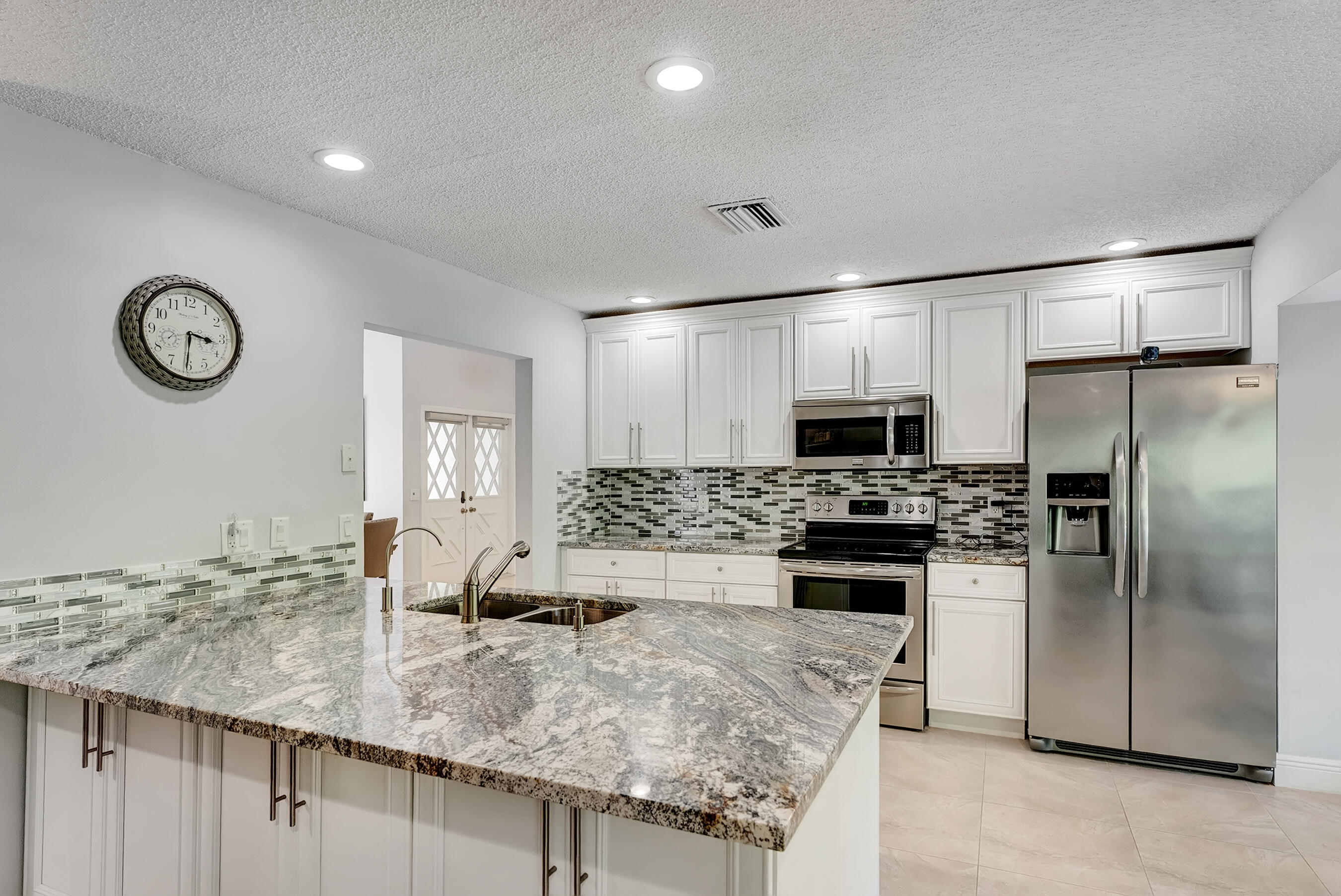 7379 London Lane Boca Raton, FL 33433 - Photo 19 of 34 DSC02935