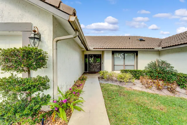 $1,700,000 | 7379 London Lane, Boca Raton, FL 33433