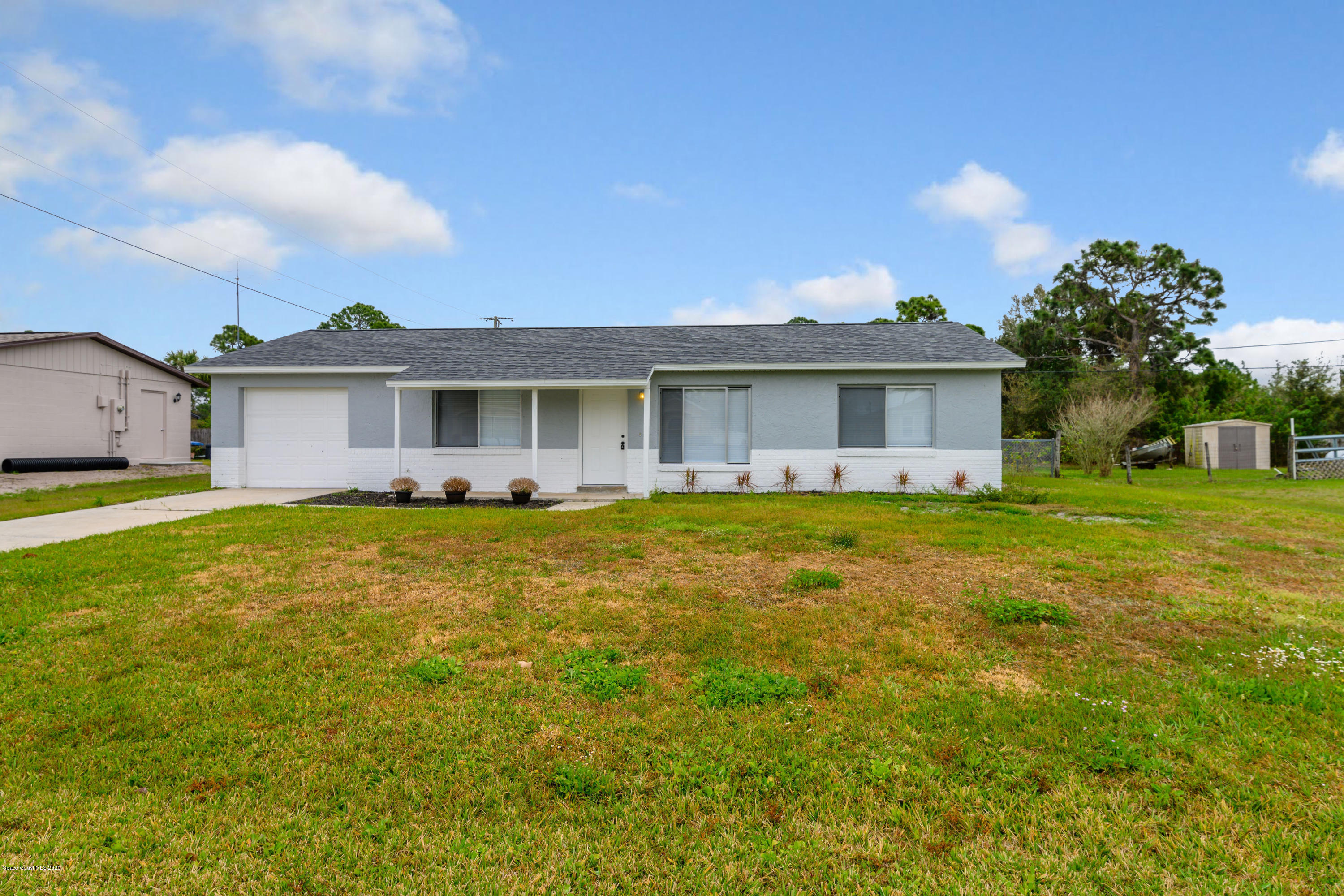 463 Archer Road Southeast Palm Bay, FL 32909 - Photo 2 of 19 NZ7_2694-Edit