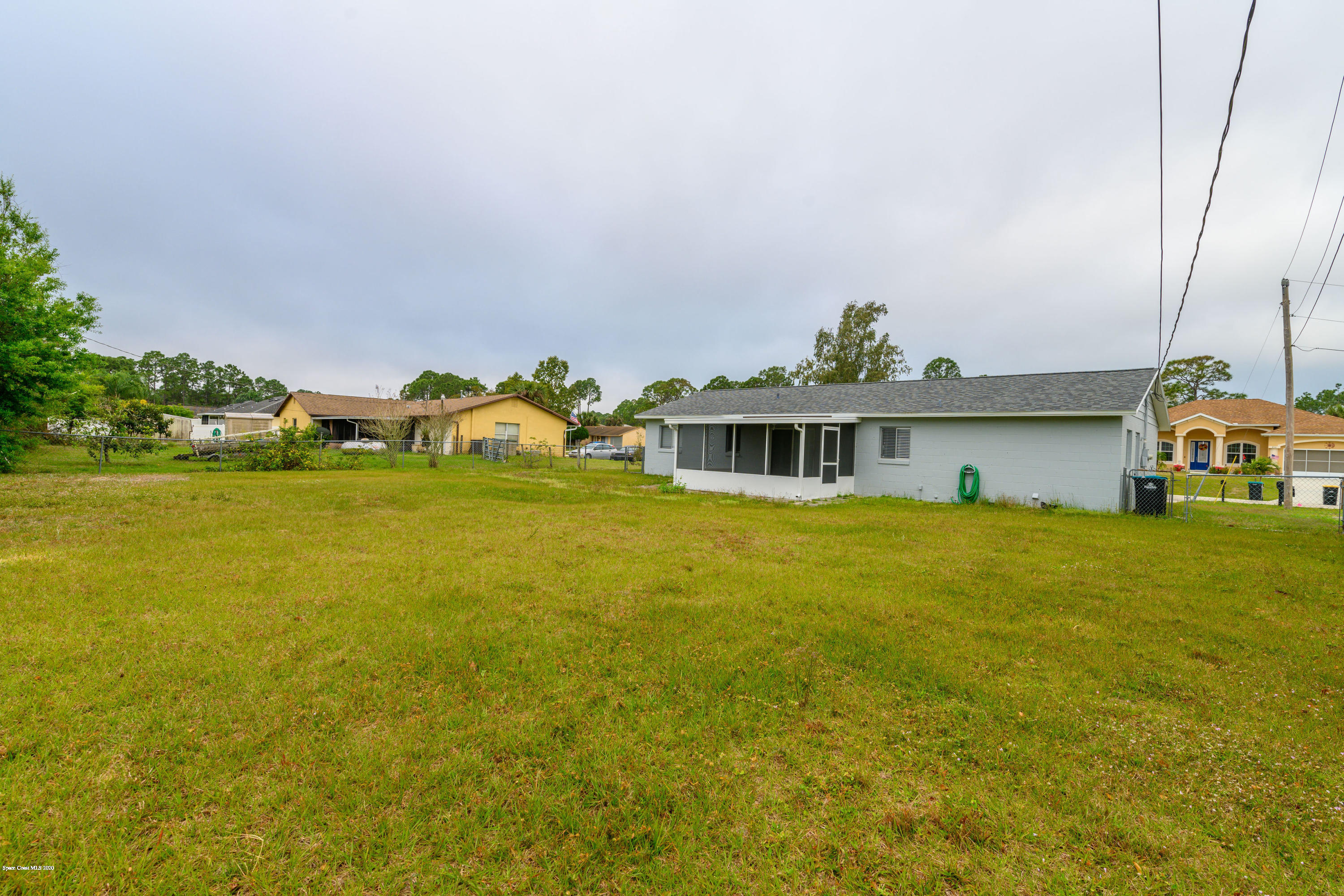 463 Archer Road Southeast Palm Bay, FL 32909 - Photo 17 of 19 Huge Backyard