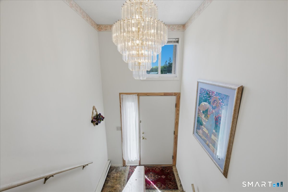 592 Shennecossett Road, Unit D86 Groton, CT 06340 - Photo 2 of 32