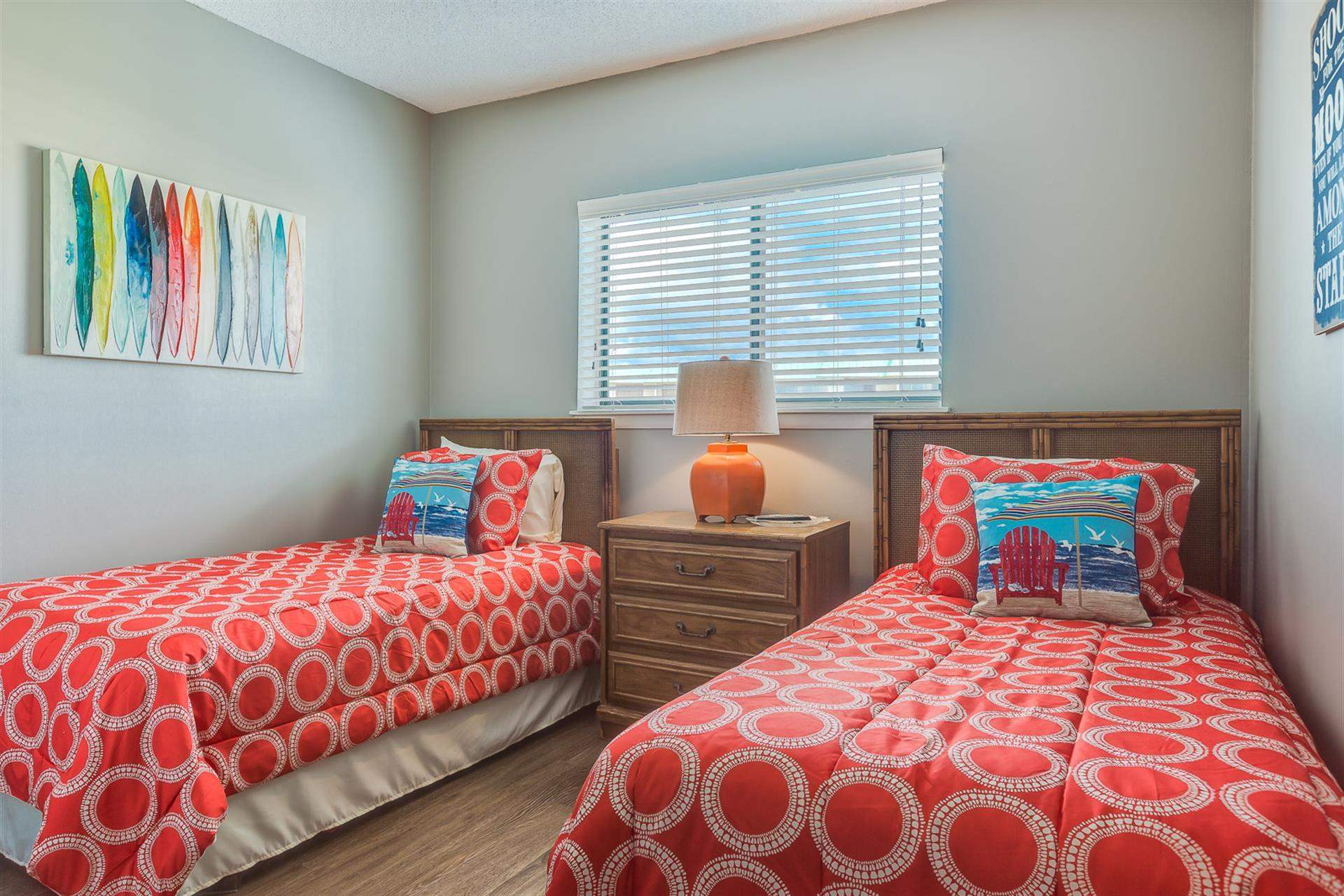 375 Plantation Road, Unit 5113 Gulf Shores, AL 36542 - Photo 13 of 17 Guest Bedroom