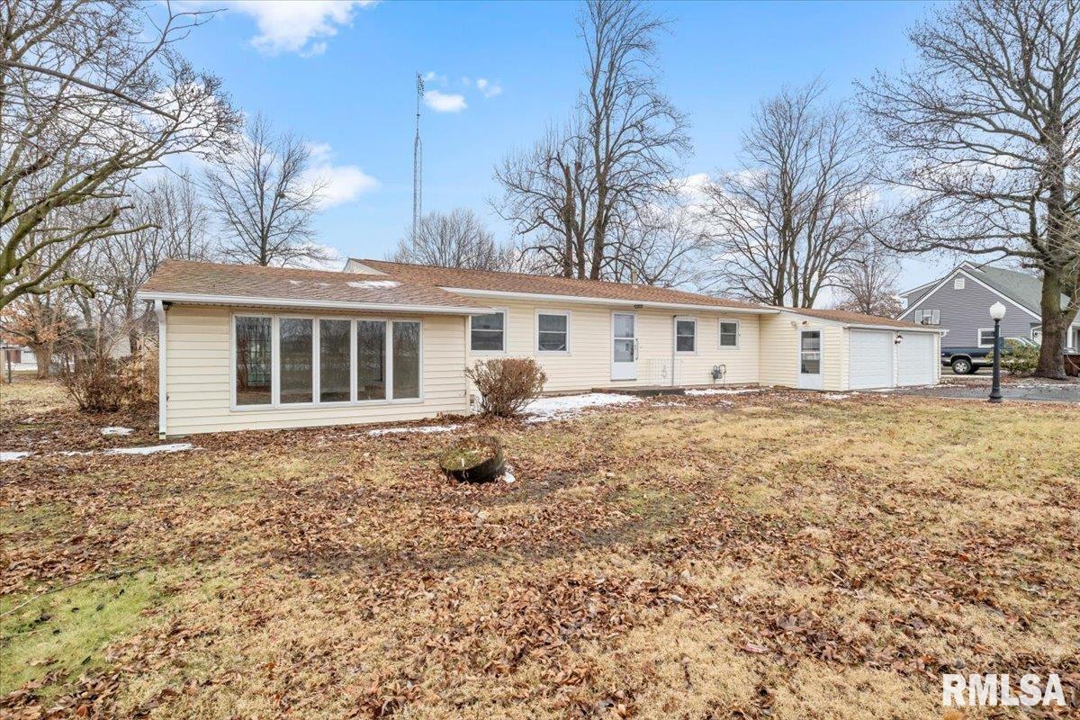18907 State Rte 4 Virden, IL 62690 - Photo 3 of 42 Gallery Image 3